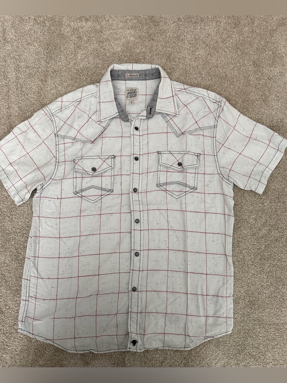Men’s Pearl snap short sleeve button up shirt size medium